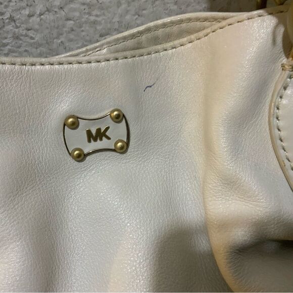 MICHAEL KORS Cream Pebbled Leather  Satchel Tote Bag  PEBBLE LEATHER WOVEN - Picture 8 of 15